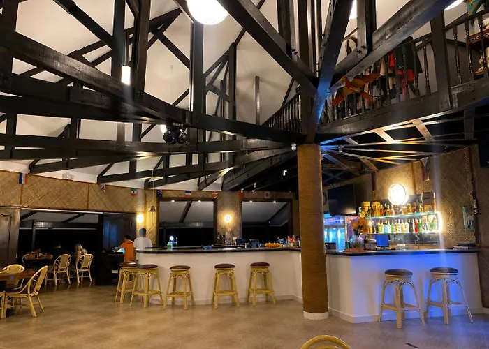 Seaview Moonrise Cafe